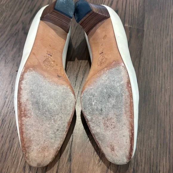 Gucci vintage Cream Loafers with iconic Detail. Made in Italy - Picture 4 of 8